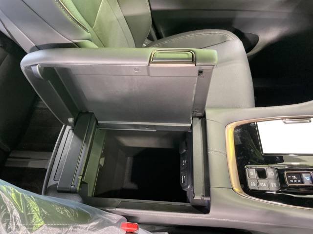 トヨタ アルファードハイブリッド ハイブリッド Ｚ 20Km 872.9万円(沖縄県)[955]の中古車詳細