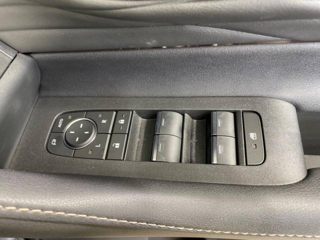 トヨタ アルファードハイブリッド ハイブリッド Ｚ 20Km 872.9万円(沖縄県)[955]の中古車詳細