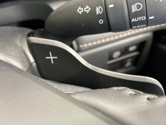 トヨタ アルファードハイブリッド ハイブリッド Ｚ 20Km 872.9万円(沖縄県)[955]の中古車詳細