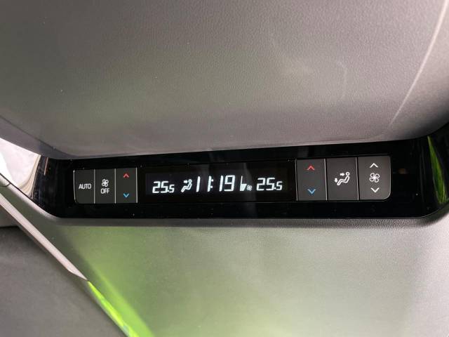 トヨタ アルファードハイブリッド ハイブリッド Ｚ 20Km 872.9万円(沖縄県)[955]の中古車詳細