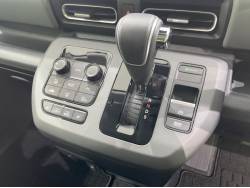 フリード クロスターの中古車画像