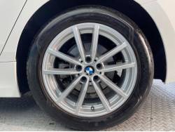 ３シリーズ ３１８ｉの中古車画像