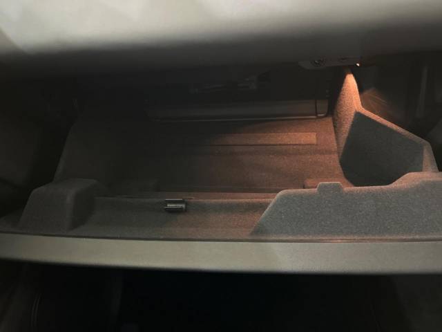 ランドローバー レンジローバーイヴォーク ダイナミック ＨＳＥ Ｐ３００ｅ 670Km 695.9万円(千葉県)[948]の中古車詳細