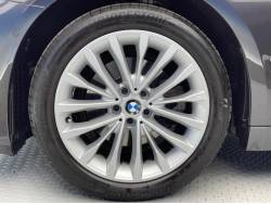 ５シリーズ ５２３ｄ ｘＤｒｉｖｅ ラグジュアリーの中古車画像