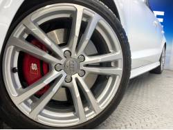 Ｓ３セダン ベースグレードの中古車画像