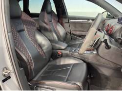 ＲＳ３スポーツバック ベースグレードの中古車画像