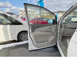 エスティマハイブリッド Ｇの中古車画像