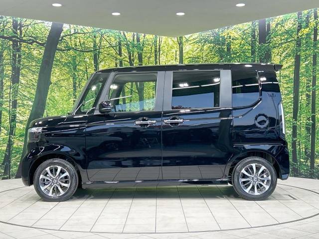 ホンダ Ｎ－ＢＯＸカスタム ベースグレード 10Km 175.9万円(香川県)[552]の中古車詳細
