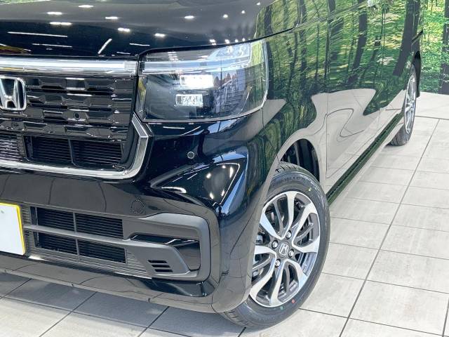 ホンダ Ｎ－ＢＯＸカスタム ベースグレード 10Km 175.9万円(香川県)[552]の中古車詳細