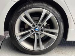 ３シリーズ ３２０ｉツーリング スポーツの中古車画像