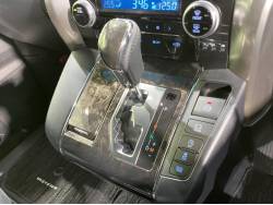 ヴェルファイア ２．５ ゴールデンアイズⅡの中古車画像