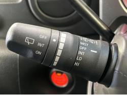 キューブ １５Ｘ ＦＯＵＲ Ｖセレクションの中古車画像