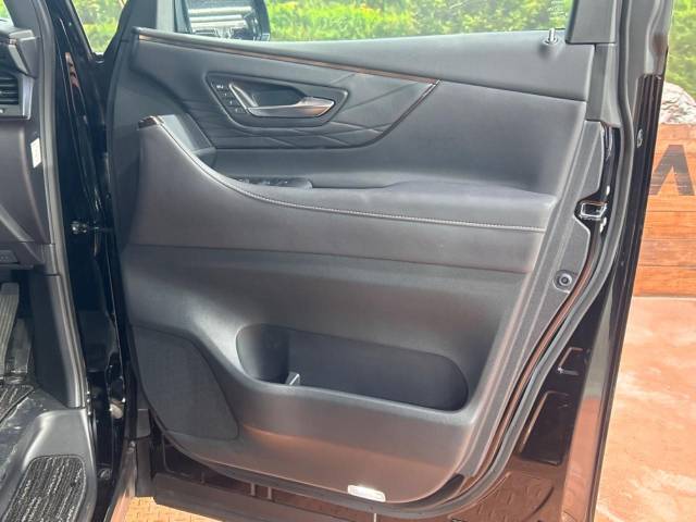 トヨタ アルファード Ｚ 0.7万Km 702.9万円(大阪府)[230]の中古車詳細