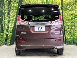 デリカＤ：２ ハイブリッドＭＺ ナビパッケージの中古車画像