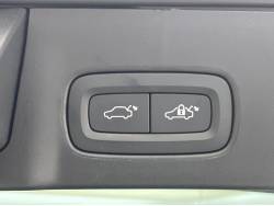 Ｖ９０ Ｄ４ インスクリプションの中古車画像