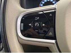 Ｖ９０ Ｄ４ インスクリプションの中古車画像