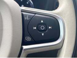 ＸＣ６０ Ｄ４ ＡＷＤ モーメンタムの中古車画像