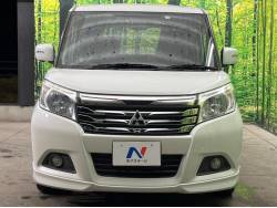 デリカＤ：２ ハイブリッドＭＺ ナビパッケージの中古車画像