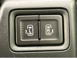 デリカＤ：２ ハイブリッドＭＺ ナビパッケージの中古車画像