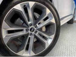 Ｑ７ ５５ＴＦＳＩクワトロ Ｓラインの中古車画像