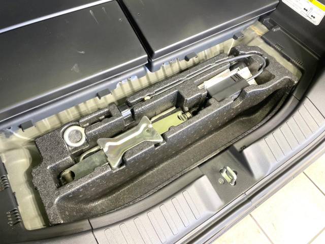 ホンダ Ｎ－ＢＯＸカスタム Ｇ・Ｌホンダセンシング 2.4万Km 138.9万円(愛知県)[522]の中古車詳細