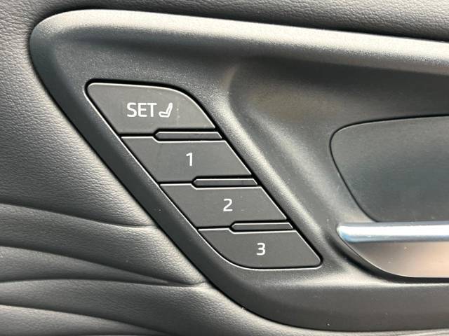 トヨタ アルファード Ｚ 0.5万Km 652.9万円(大阪府)[957]の中古車詳細