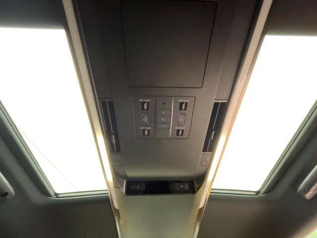 トヨタ アルファード Ｚ 0.5万Km 652.9万円(大阪府)[957]の中古車詳細