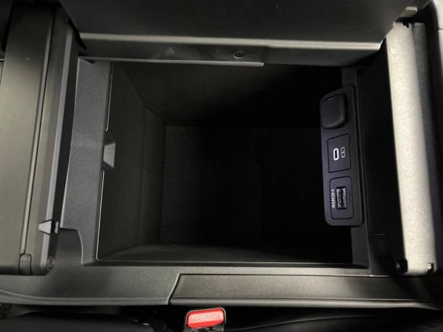 トヨタ アルファード Ｚ 0.5万Km 652.9万円(大阪府)[957]の中古車詳細