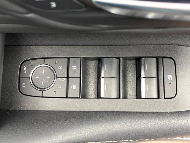 トヨタ アルファード Ｚ 0.5万Km 652.9万円(大阪府)[957]の中古車詳細