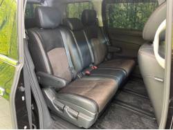 エルグランド ２５０ハイウェイスターアーバンクロムの中古車画像