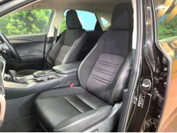 ＮＸ ＮＸ２００ｔの中古車画像