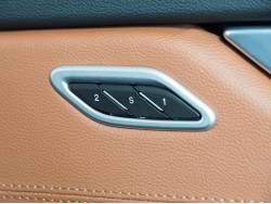 レヴァンテ ベースグレードの中古車画像