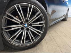 ３シリーズ ３１８ｉツーリング Ｍスポーツ ハイラインパッケージの中古車画像