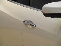 クアトロポルテ ベースグレードの中古車画像