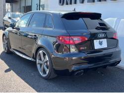 ＲＳ３スポーツバック ベースグレードの中古車画像