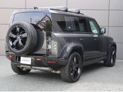 ディフェンダー １１０Ｘ Ｄ３００ エアサスペンション装着車の中古車画像