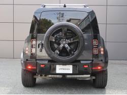 ディフェンダー １１０Ｘ Ｄ３００ エアサスペンション装着車の中古車画像