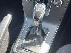 Ｖ４０ クロスカントリー Ｔ３の中古車画像