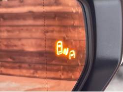 ＵＸ ＵＸ３００ｈ バージョンＬの中古車画像