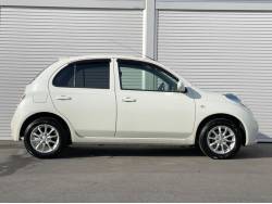 マーチ １２Ｓコレットｆの中古車画像