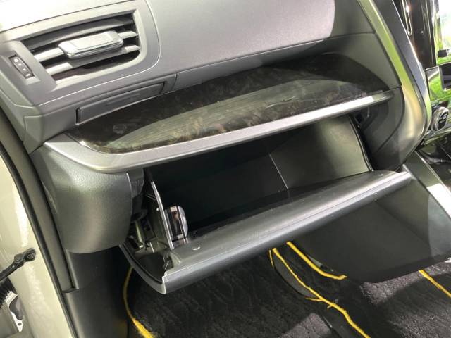 トヨタ ヴェルファイア ２．５Ｚ Ａエディション ゴールデンアイズ 6.4万Km 271.9万円(大阪府)[673]の中古車詳細