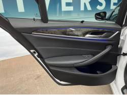 ５シリーズ ５２３ｄ ラグジュアリーの中古車画像