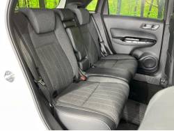 フィット ｅ：ＨＥＶホームの中古車画像