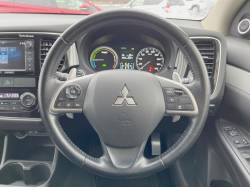 アウトランダーＰＨＥＶ Ｇプレミアムパッケージの中古車画像