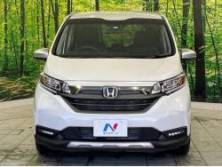 フリード＋ クロスターの中古車画像