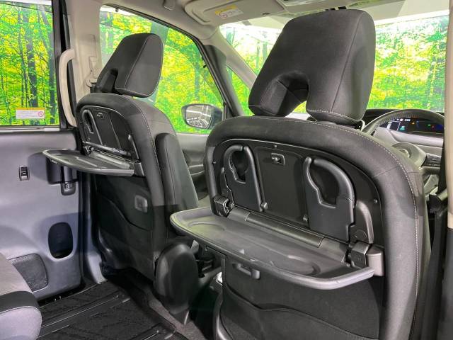 日産 セレナ ｅ－パワー ハイウェイスターＶ 5.7万Km 243.9万円(静岡県)[827]の中古車詳細