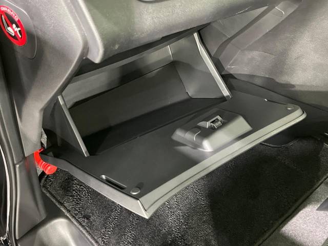 日産 セレナ ｅ－パワー ハイウェイスターＶ 5.7万Km 243.9万円(静岡県)[827]の中古車詳細