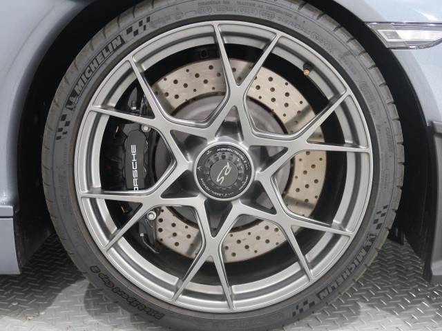 ポルシェ ７１８スパイダー ７１８スパイダーＲＳ 0.3万Km 2,421.9万円(千葉県)[441]の中古車詳細