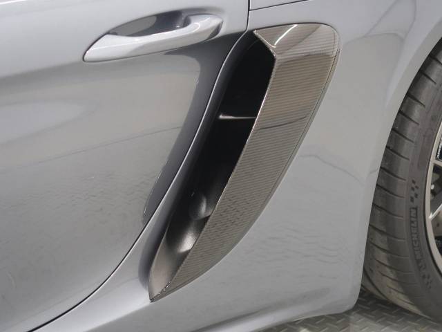 ポルシェ ７１８スパイダー ７１８スパイダーＲＳ 0.3万Km 2,421.9万円(千葉県)[441]の中古車詳細