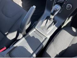 Ｖ４０ Ｔ２ キネティックの中古車画像